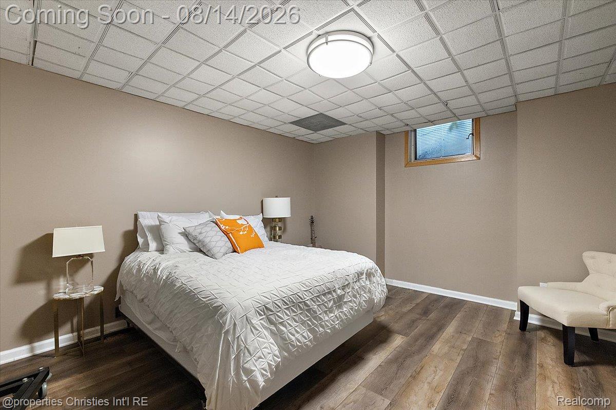 4740 W Wickford