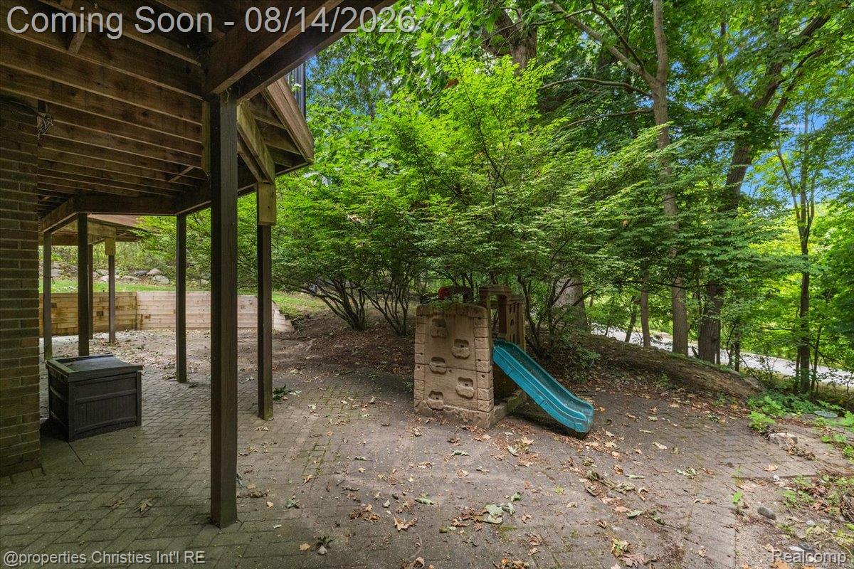 4740 W Wickford