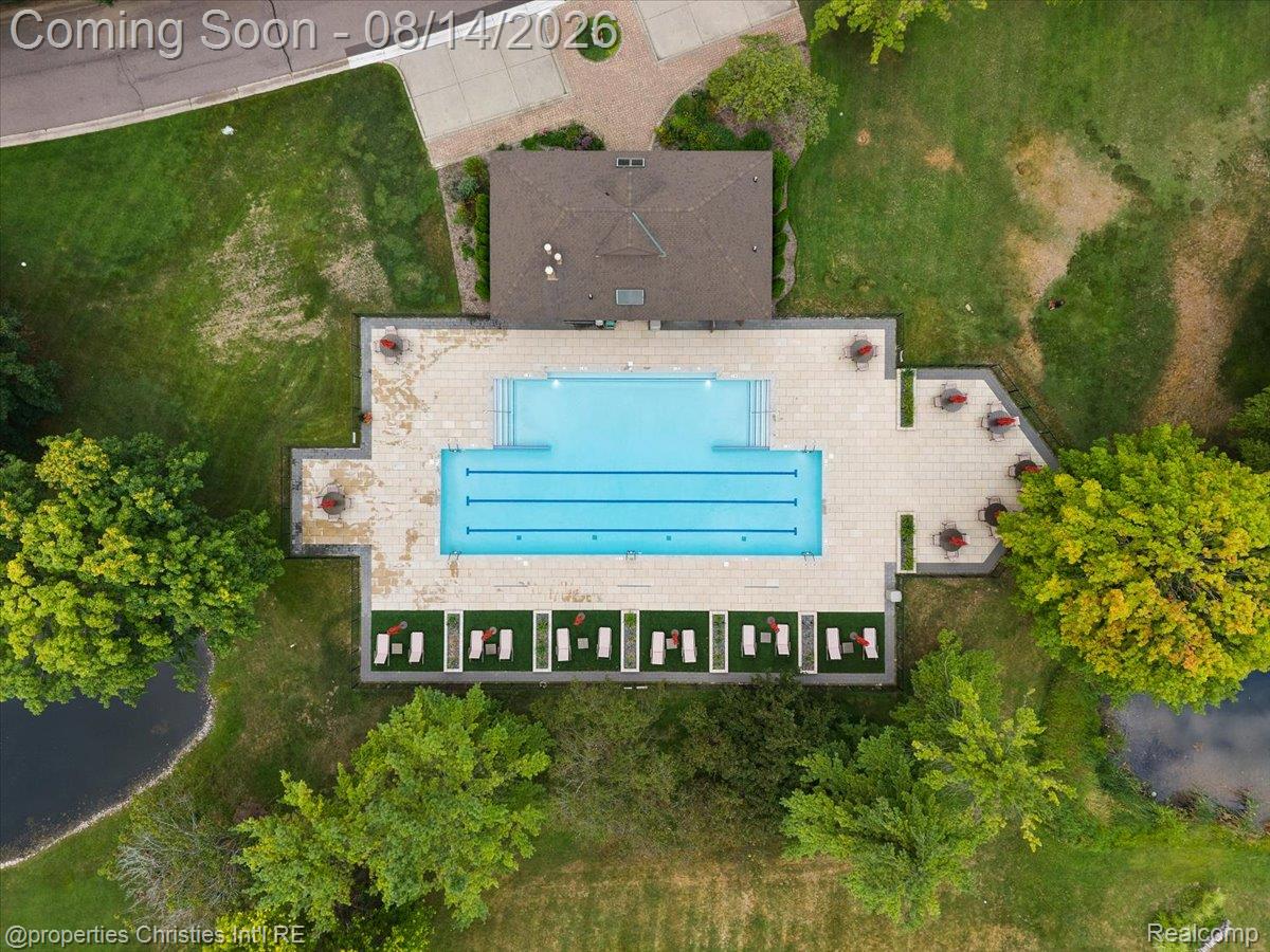 4740 W Wickford