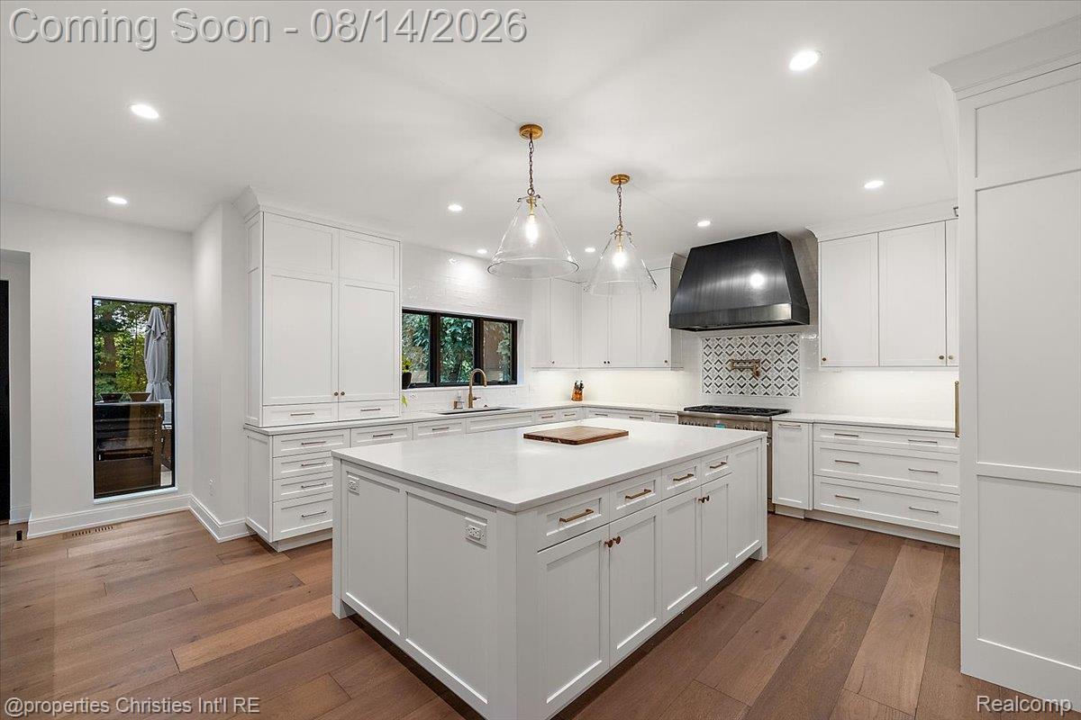 4740 W Wickford