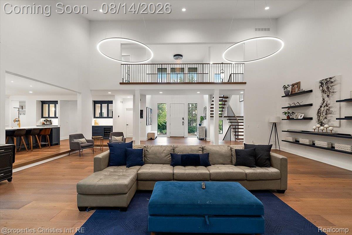 4740 W Wickford