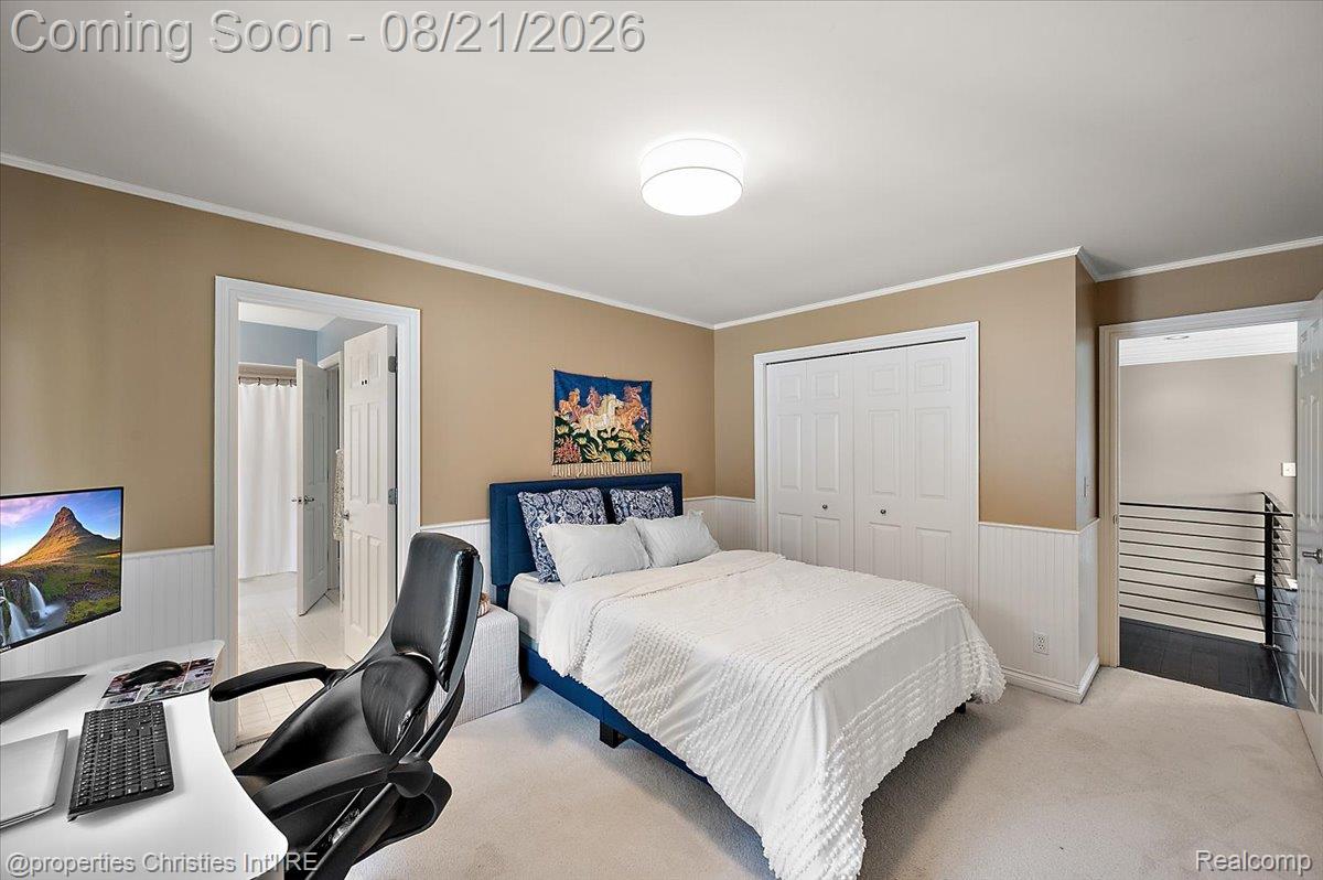 2010 Northlawn Boulevard
