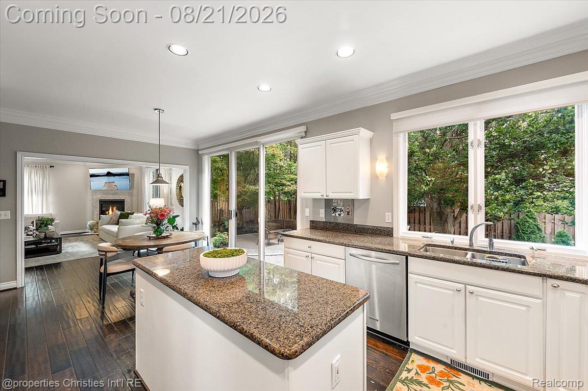 2010 Northlawn Boulevard