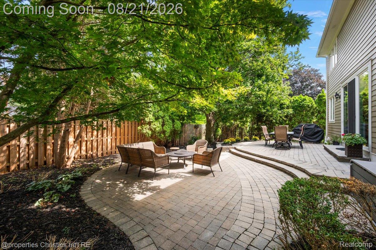 2010 Northlawn Boulevard