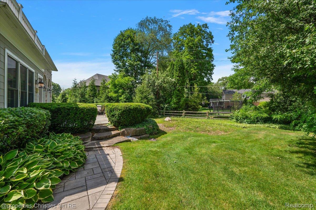 937 Mitchell Court