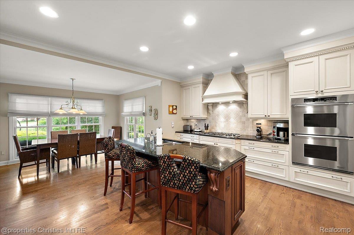 937 Mitchell Court