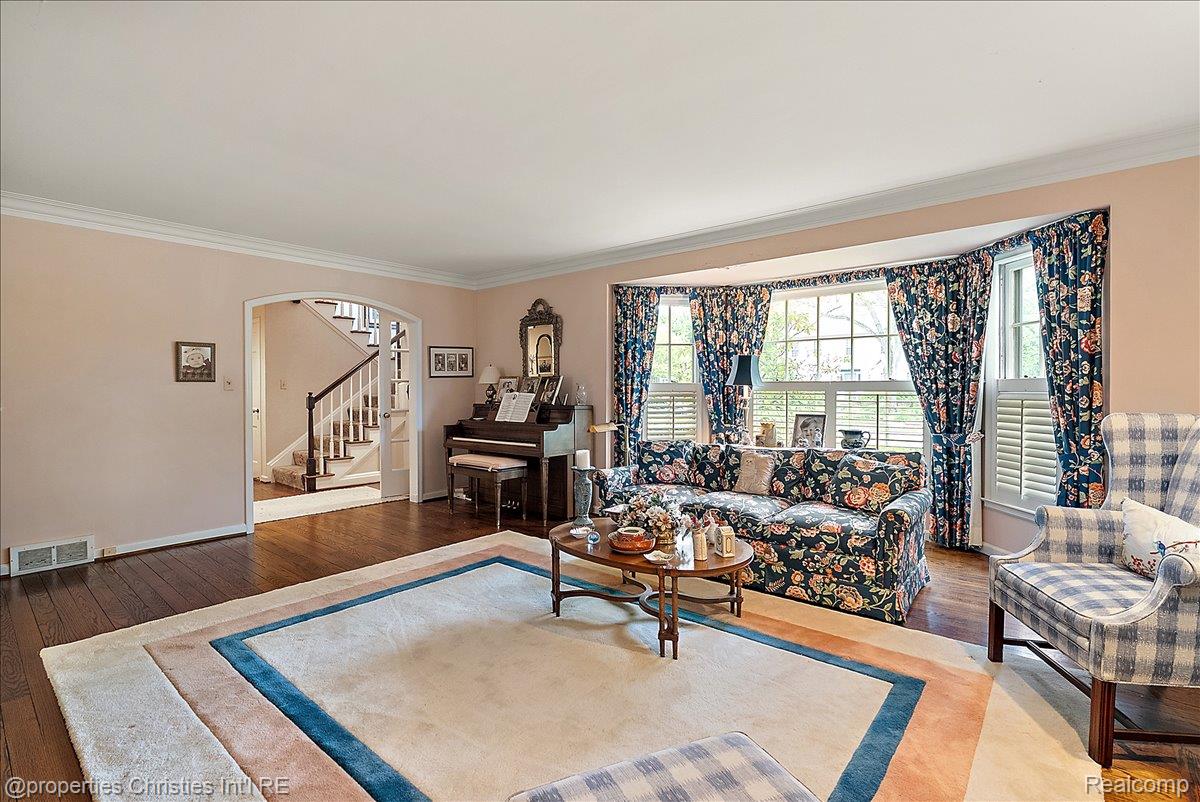 341 Westwood Drive