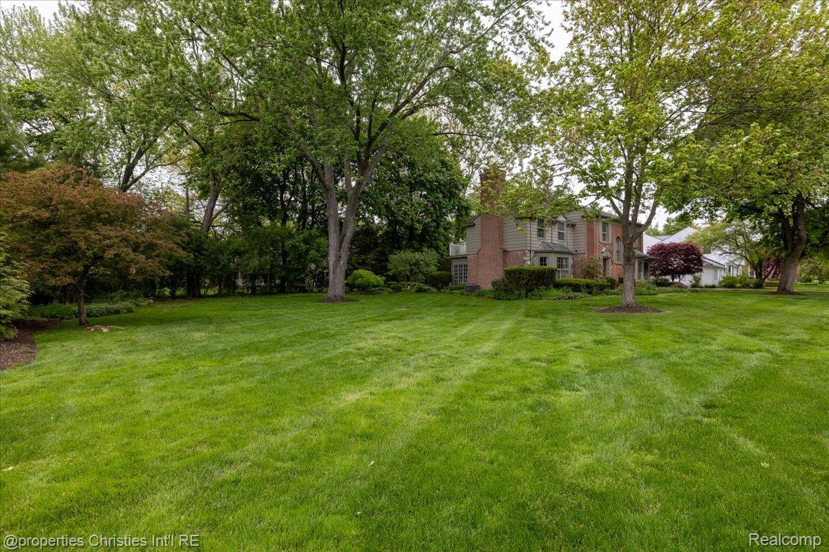 341 Westwood Drive