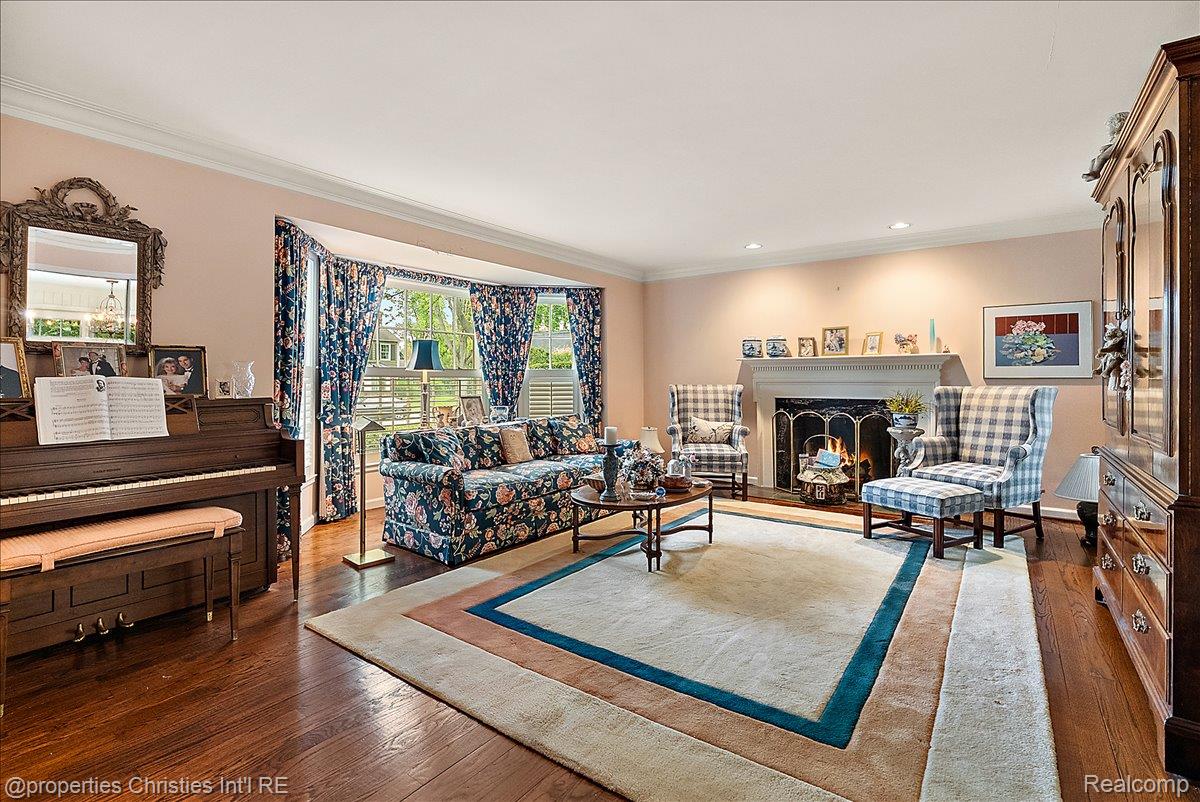 341 Westwood Drive