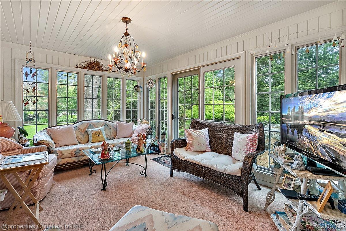 341 Westwood Drive