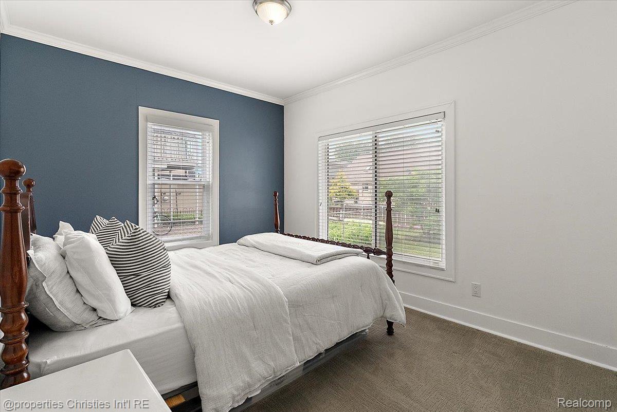 22482 Beach Street