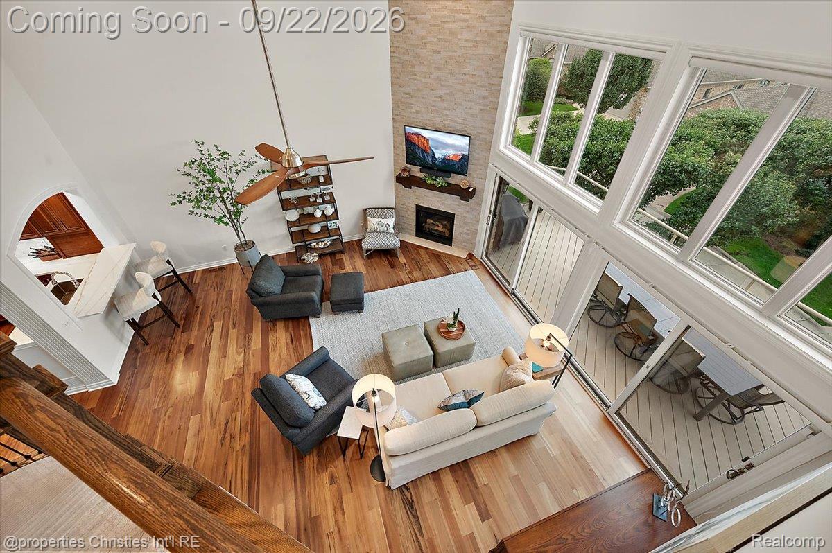 980 Sunset Drive