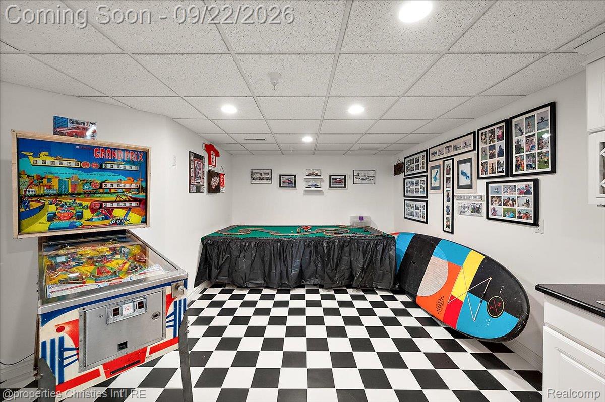 980 Sunset Drive