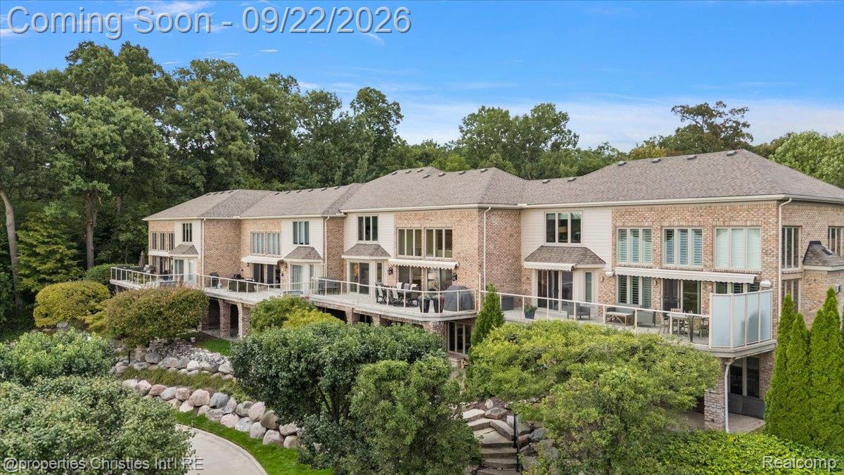980 Sunset Drive