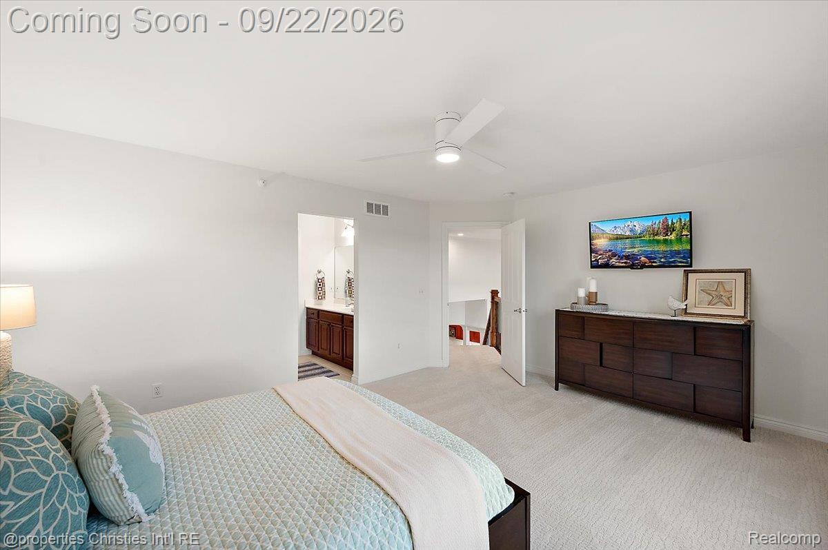 980 Sunset Drive