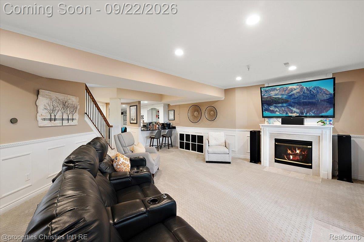 980 Sunset Drive