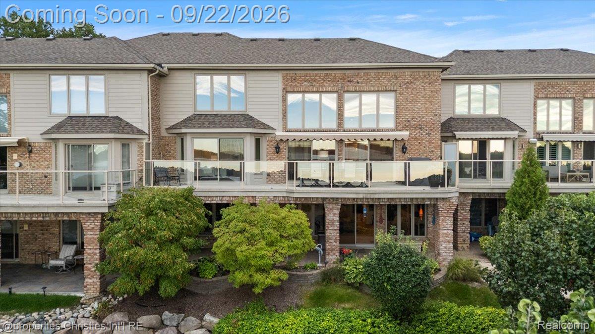 980 Sunset Drive