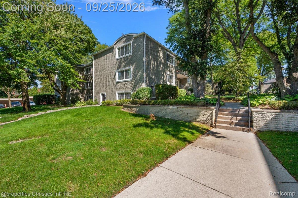1113 N Old Woodward Avenue Unit: 36