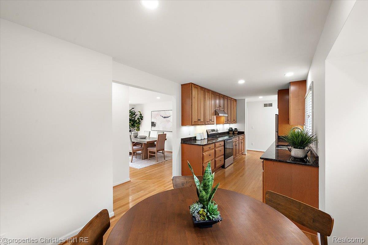 2985 Summervale Lane