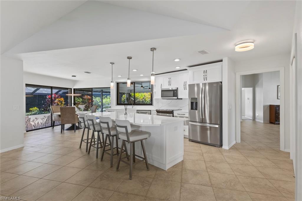 2529 Kings Lake BLVD