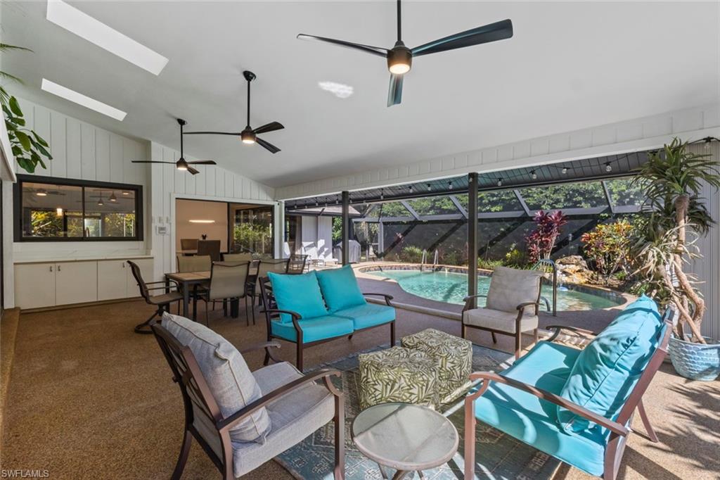 2529 Kings Lake BLVD