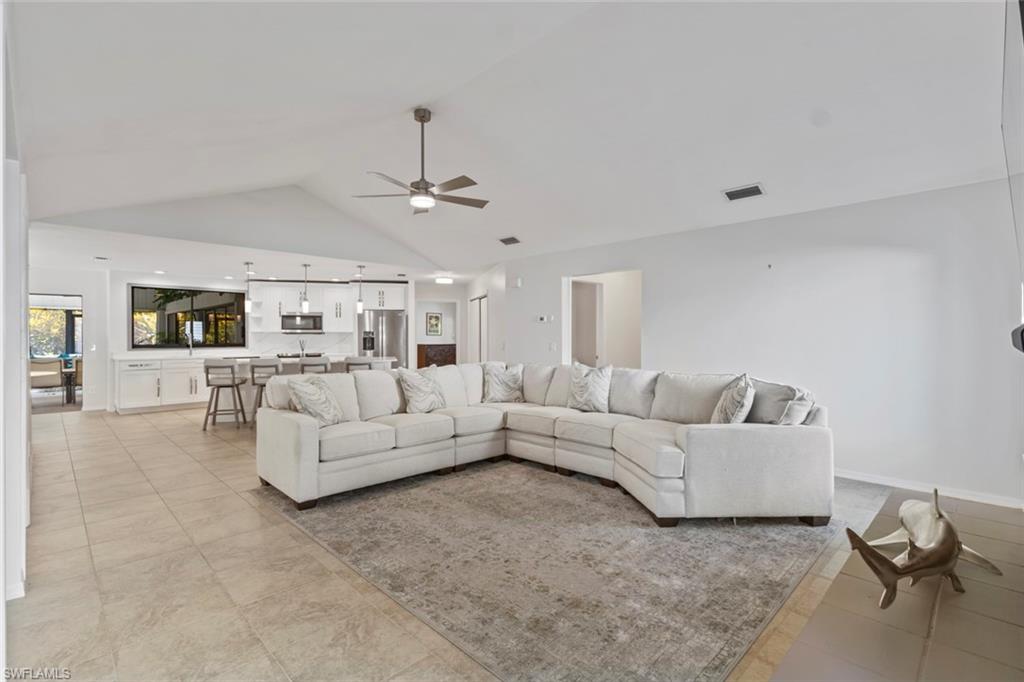 2529 Kings Lake BLVD