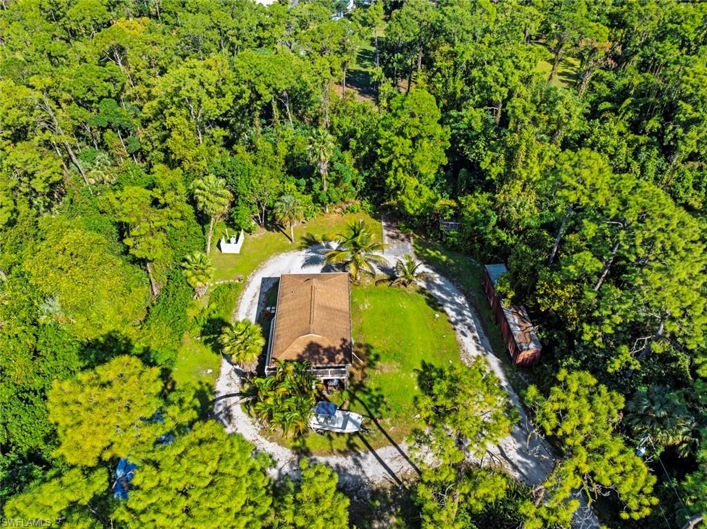 5731 Golden Gate PKWY