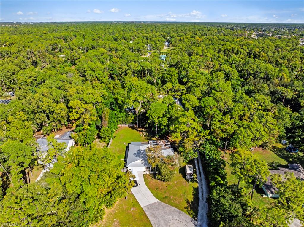 5731 Golden Gate PKWY