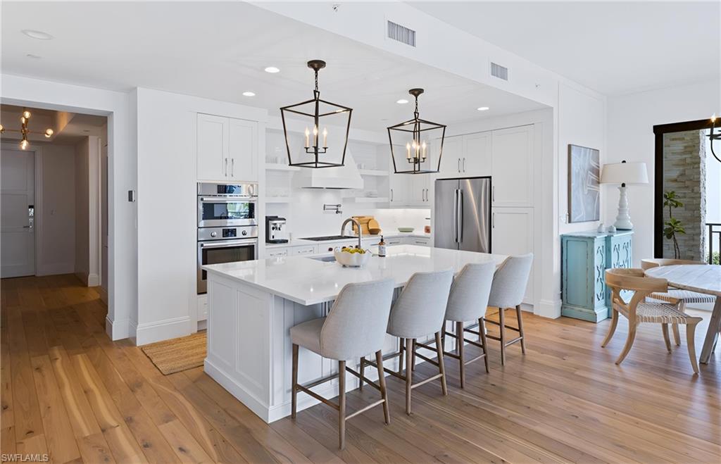 1135 3rd AVE S # 302