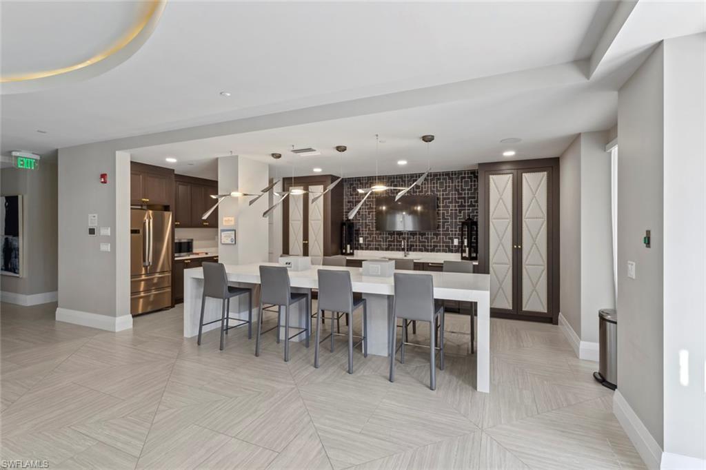 1135 3rd AVE S # 302