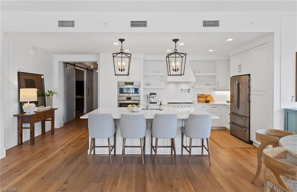 1135 3rd AVE S # 302