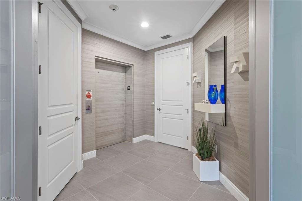 2727 Tiburon BLVD E # 201