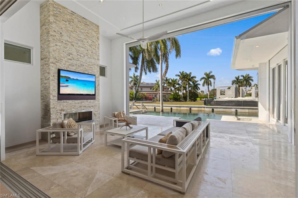 1467 Marlin DR