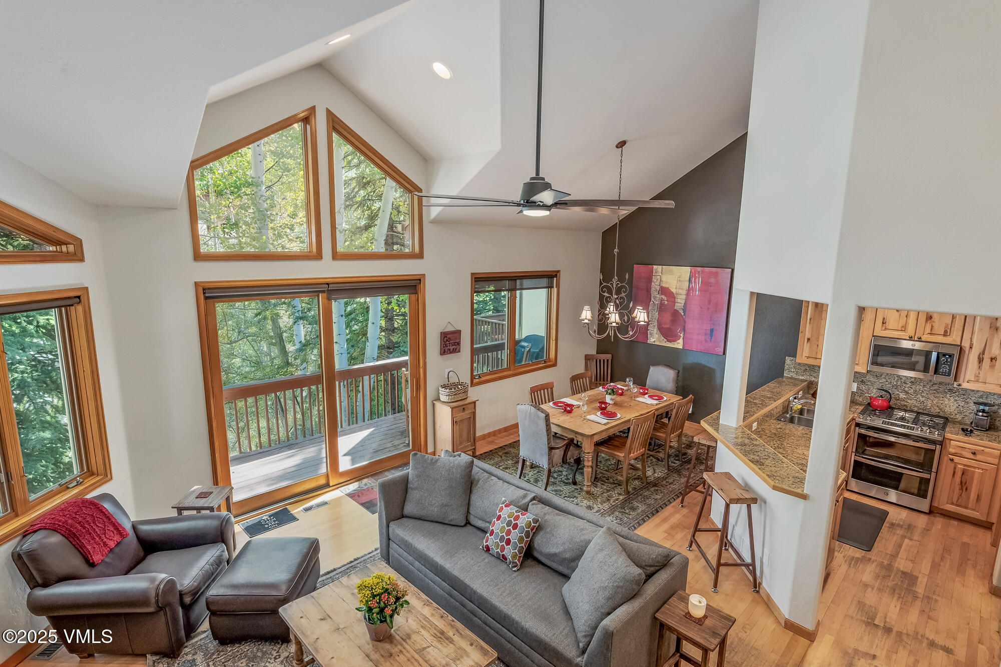 1890 Lions Ridge Loop, 11