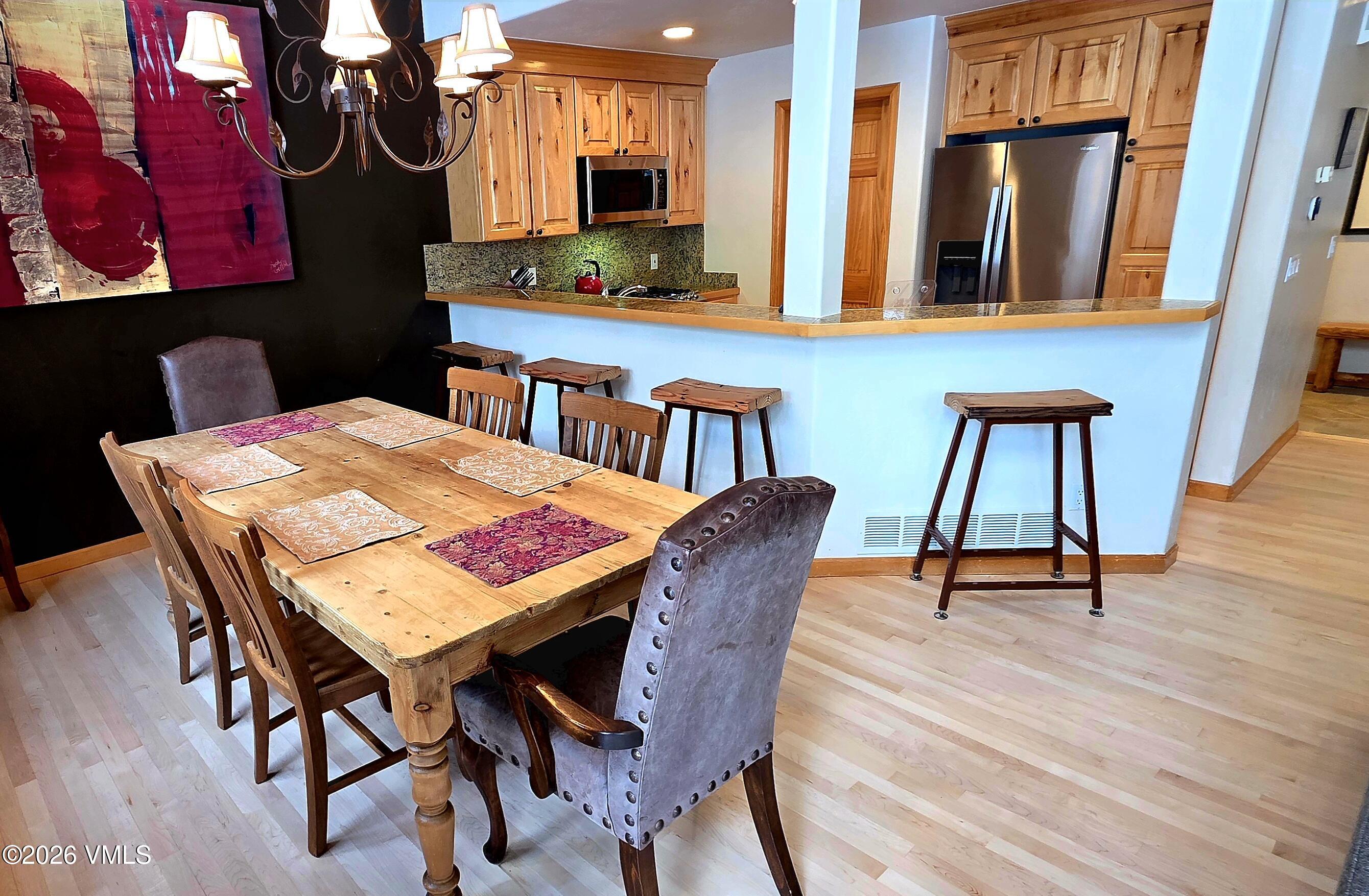 1890 Lions Ridge Loop, 11