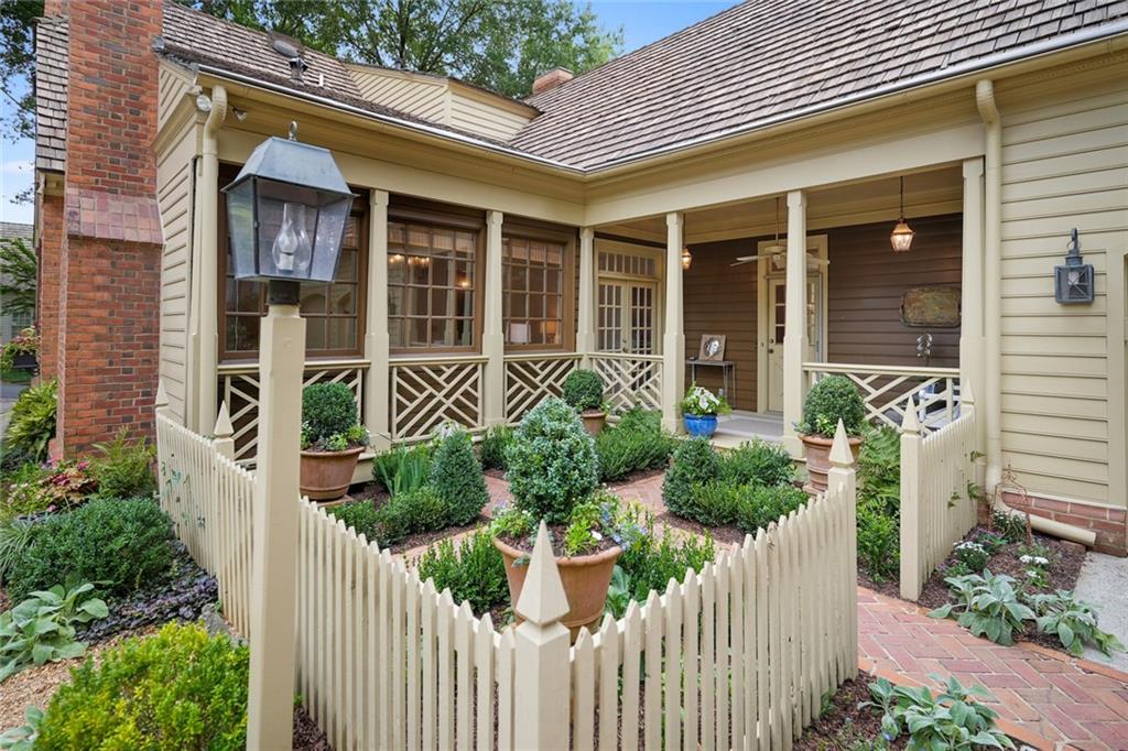 3582 Grove Gate Lane