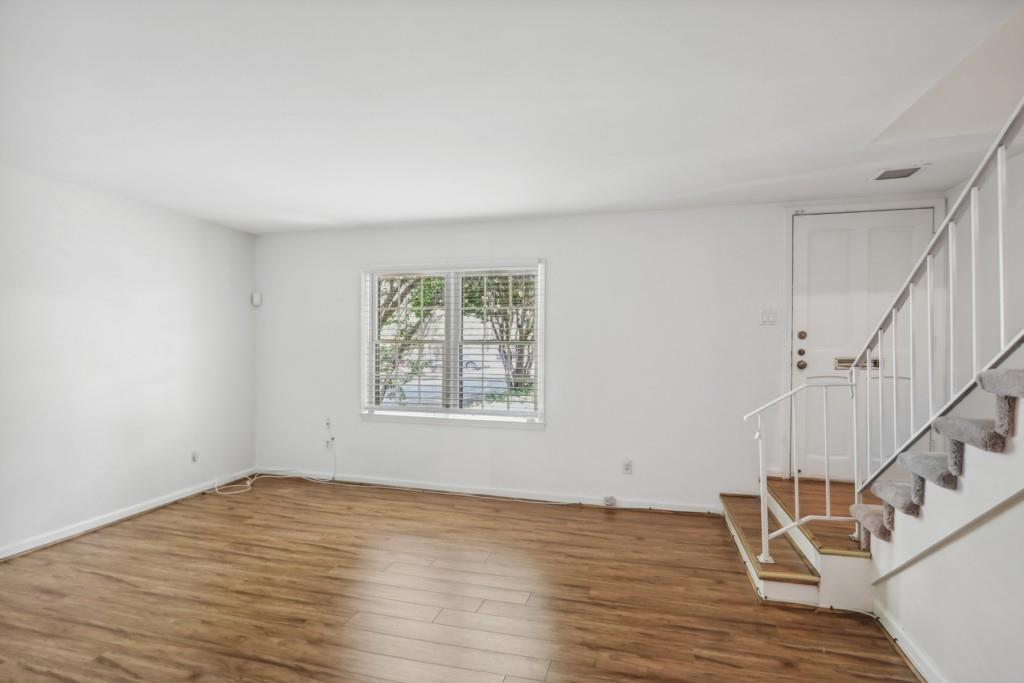 140 Amherst Place NW