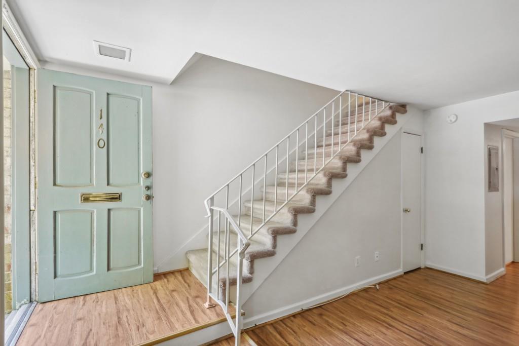 140 Amherst Place NW