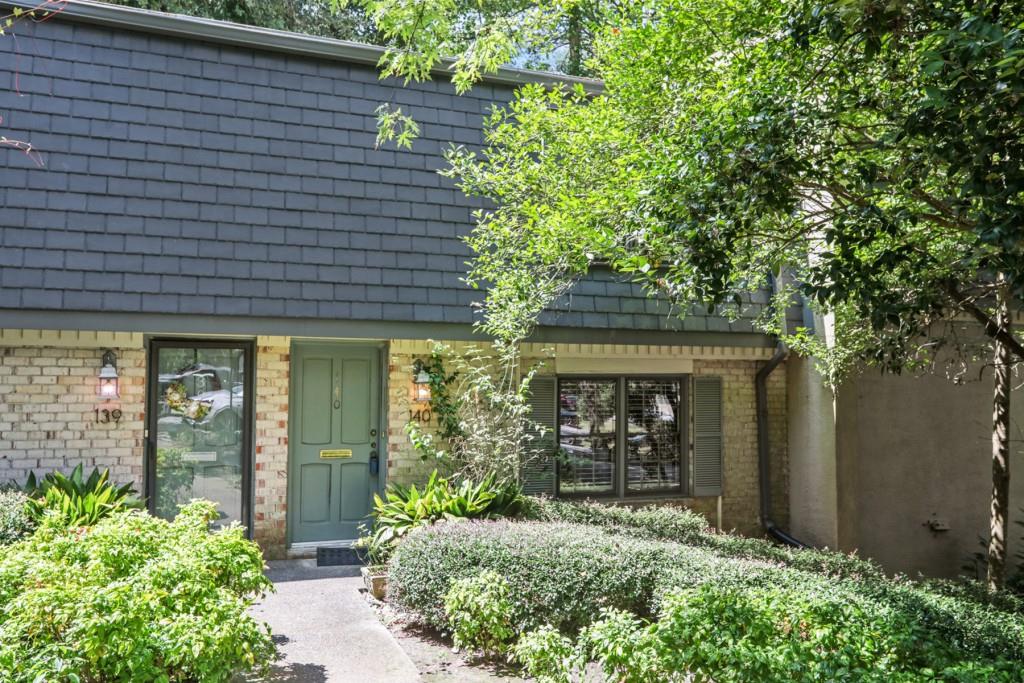 140 Amherst Place NW