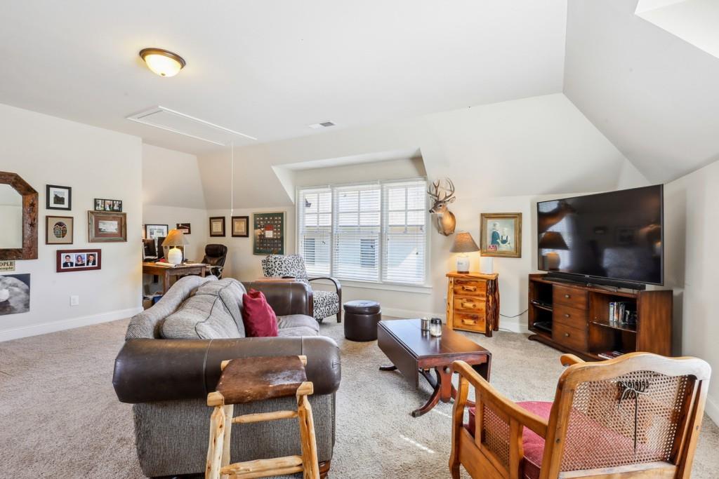 2729 Vinings Orchard Circle SE