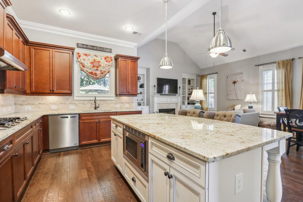 2729 Vinings Orchard Circle SE