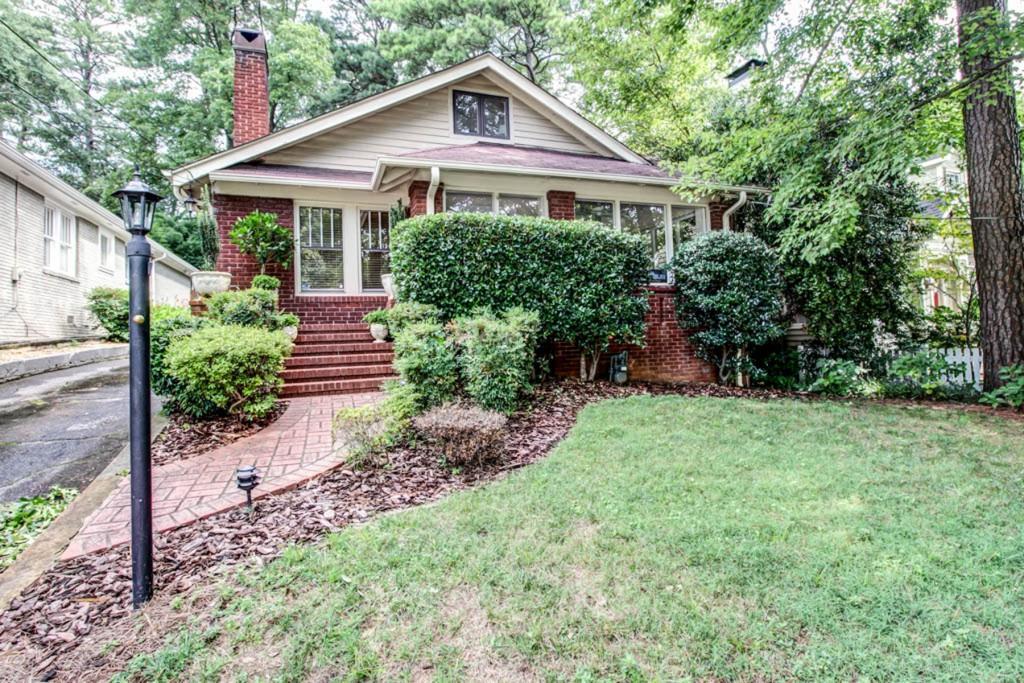 162 Peachtree Hills Avenue NE