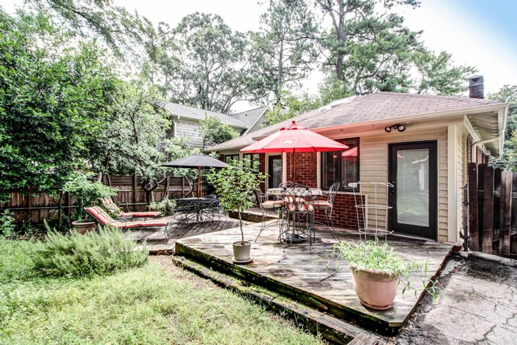 162 Peachtree Hills Avenue NE
