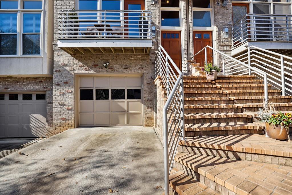 1348 Fernwood Circle NE