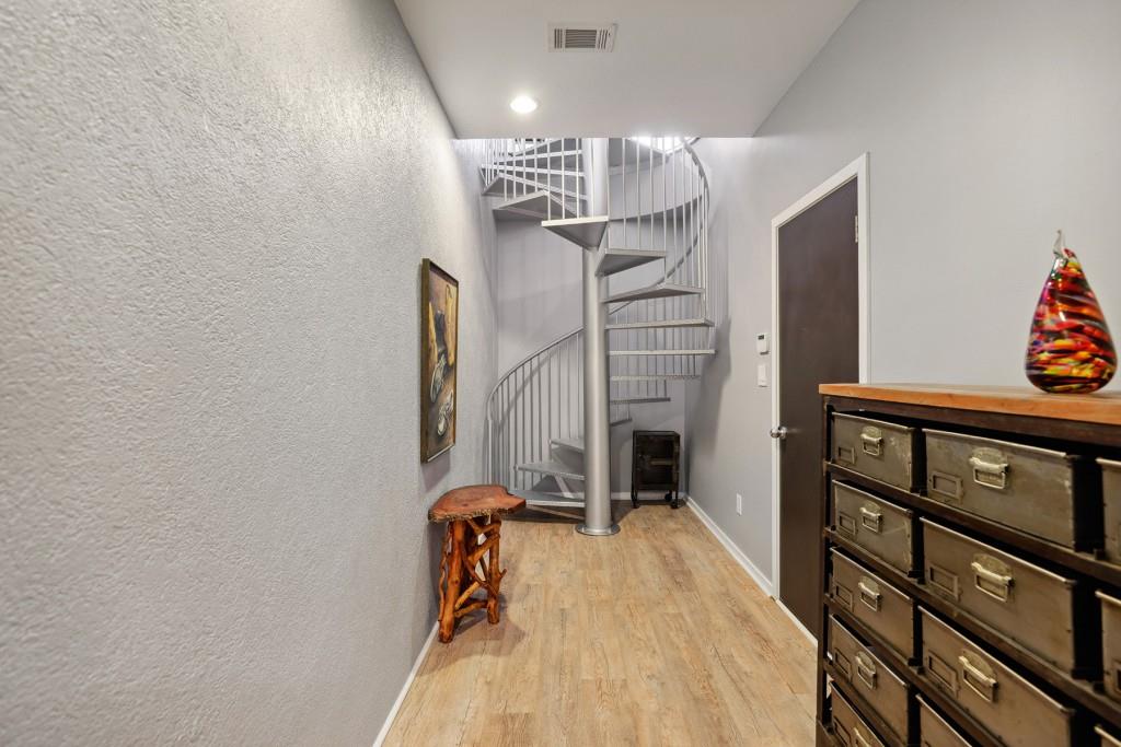1348 Fernwood Circle NE