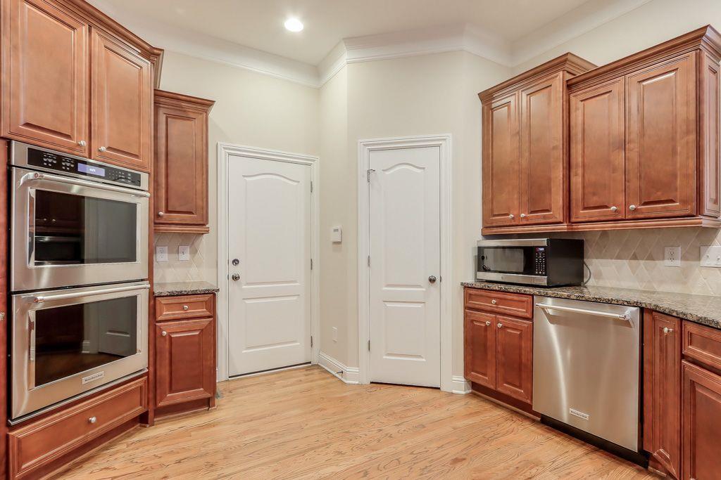 1854 EBENEZER FARM Circle