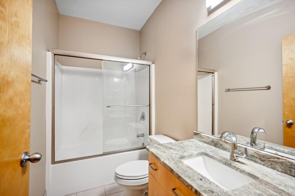 1321 Peachtree View NE