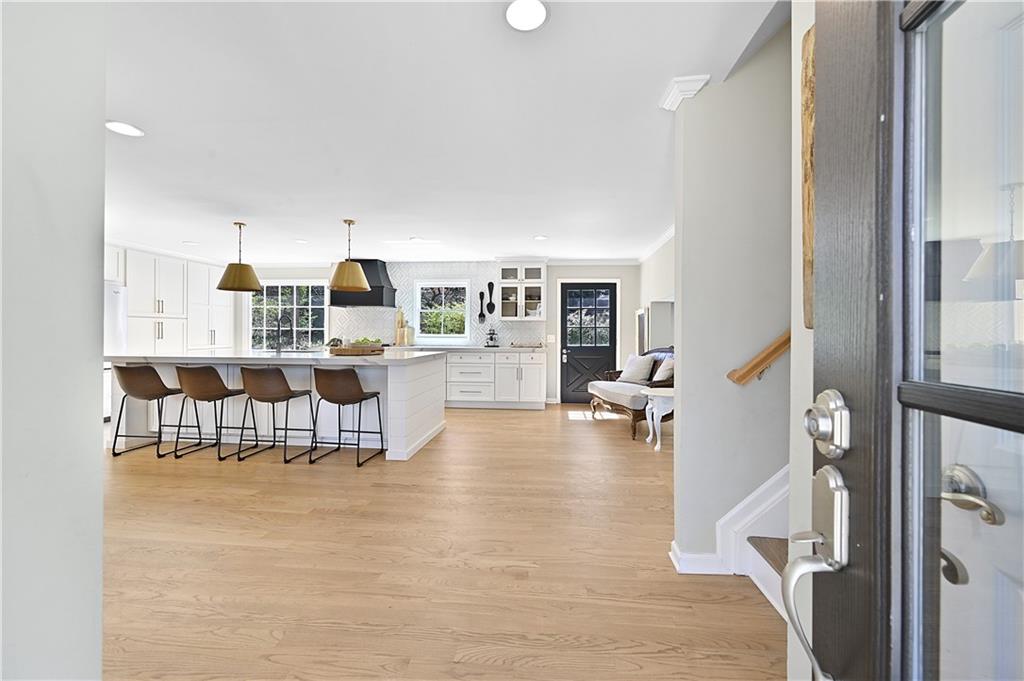 210 Candlestick Court SE