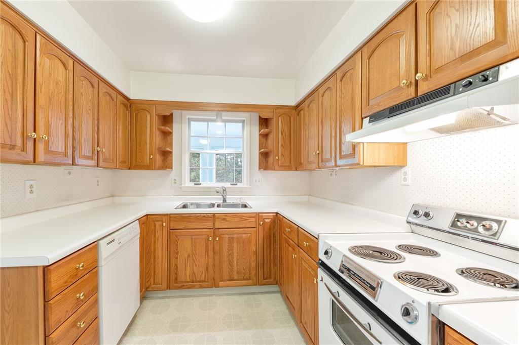 170 Amherst Place NW