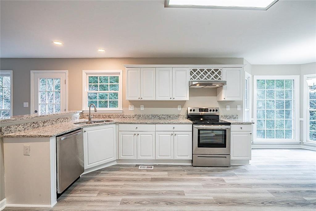 329 Hunters Trace